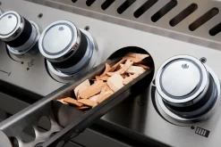 Gasgrill Prestige Pro™ 665, Einbau