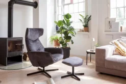 Hocker Helge