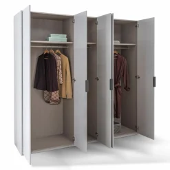 Kleiderschrank Vareno 225 x 222 cm