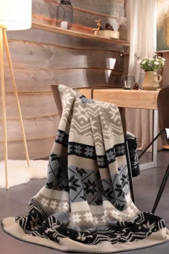 Kuscheldecke Winter Braid 150 x 200 cm