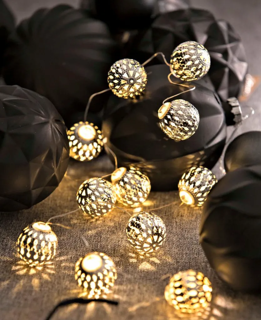 Lichterkette Ball