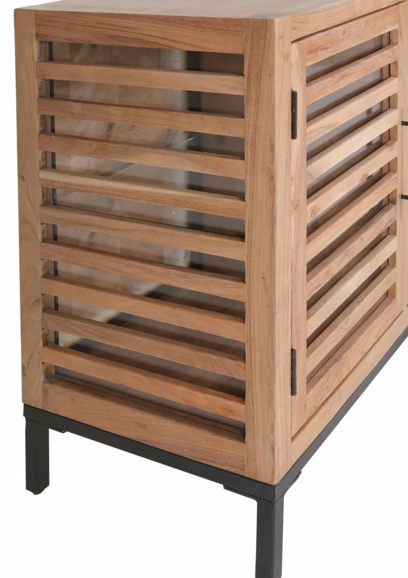 Sideboard Showcase