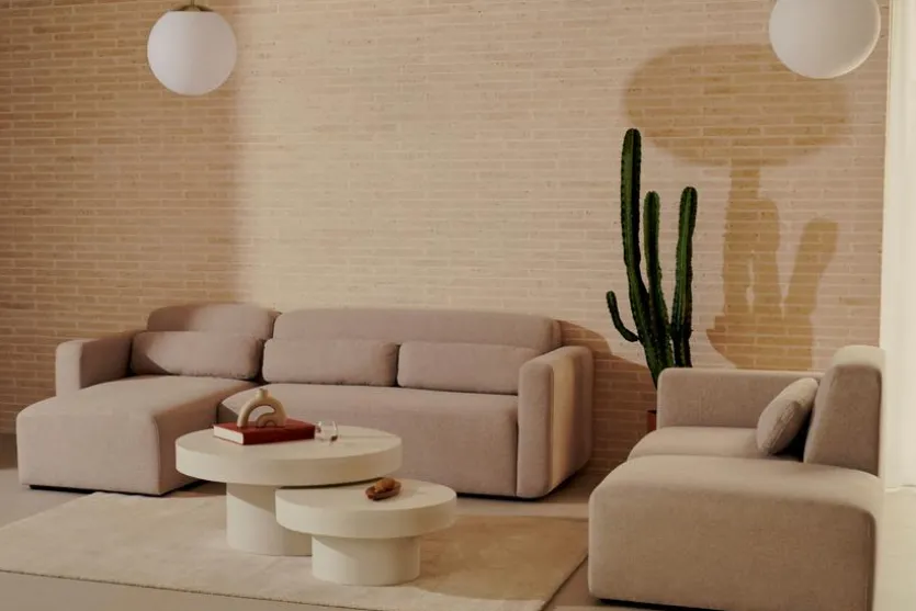2-Sitzer mit Anstellhocker Neom