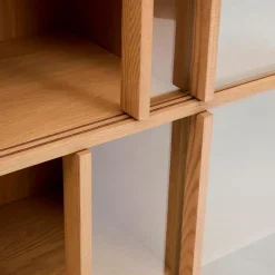 Vitrine Helvine