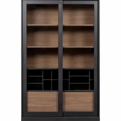 Vitrine James
